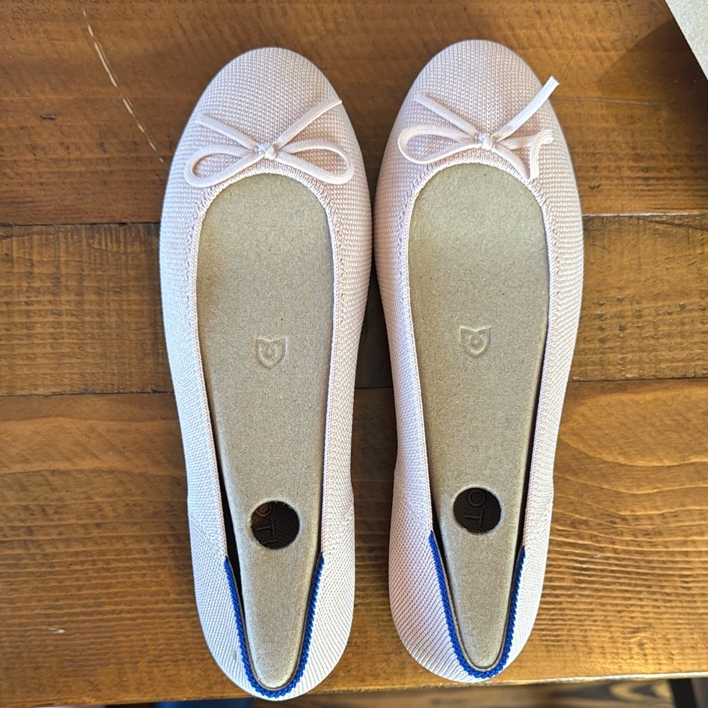 Brand new never worn Rothy’s Ballet Flat